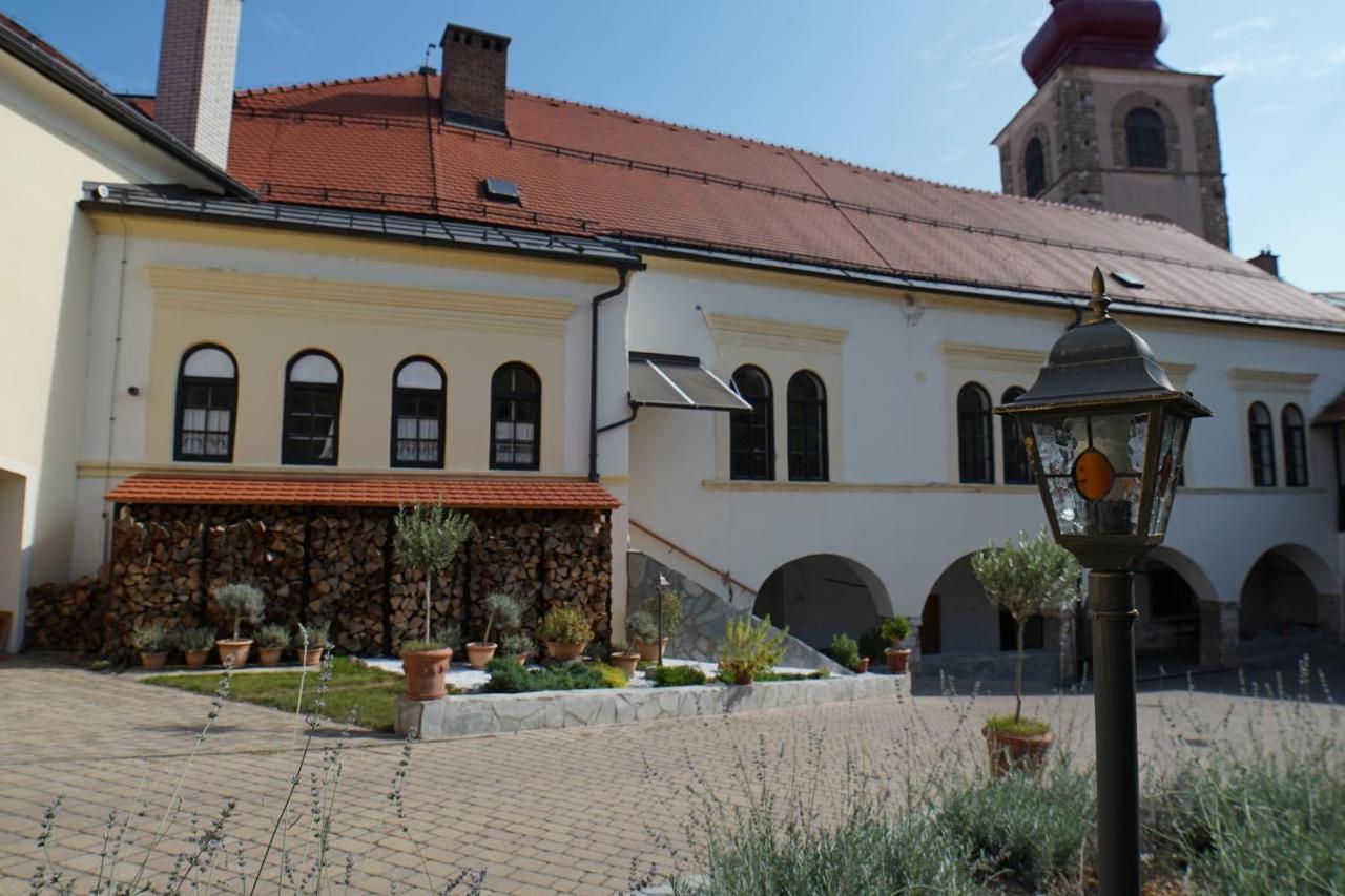 Sobe Prostija Apartment Ptuj Exterior photo