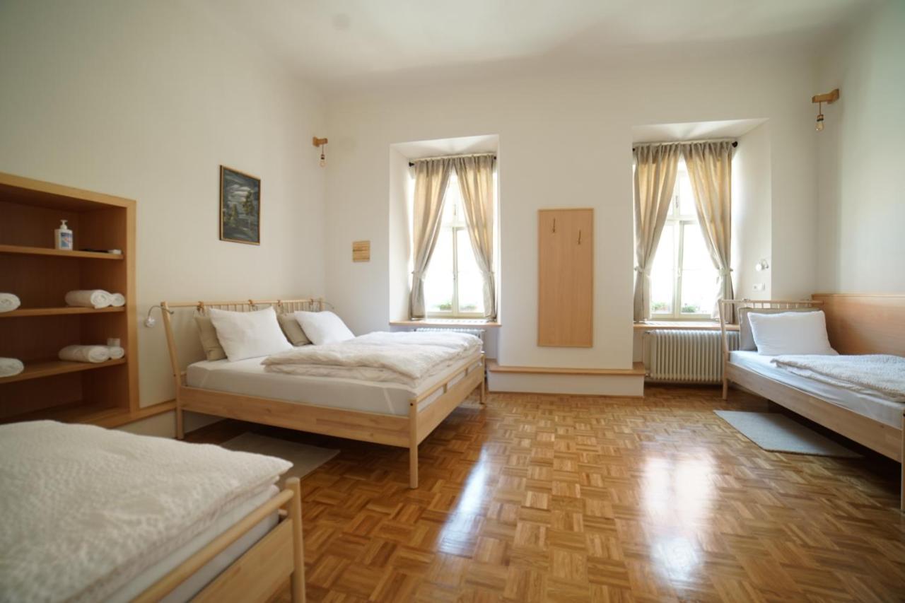 Sobe Prostija Apartment Ptuj Exterior photo